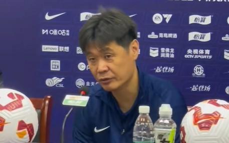 李霄鹏：尽管全力以赴，但最终0-4的比分令人深感遗憾
